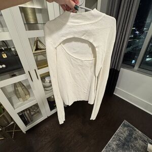 Zara Cream Cut-Out Ribbed Long Sleeve Turtleneck Top Medium